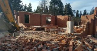 Демонтаж 1 этажного дома Дмитров, цена от 1579 руб.