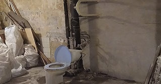 Демонтаж сантехкабины в панельном доме - цена от 1019 рублей | Сварной-Дмв
